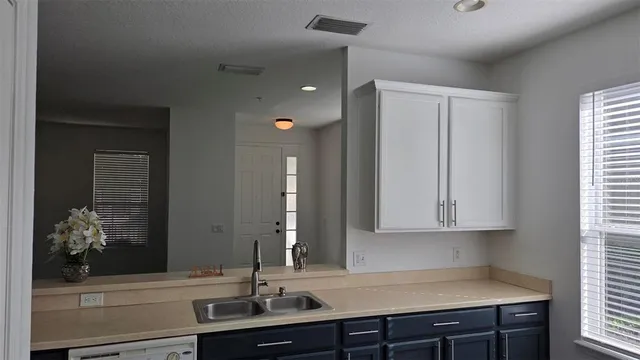 $2,350 | 10258 Lake District Lane, Orlando, FL 32832