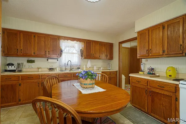 $599,900 | 15799 County Road 7200, Rolla, MO 65401