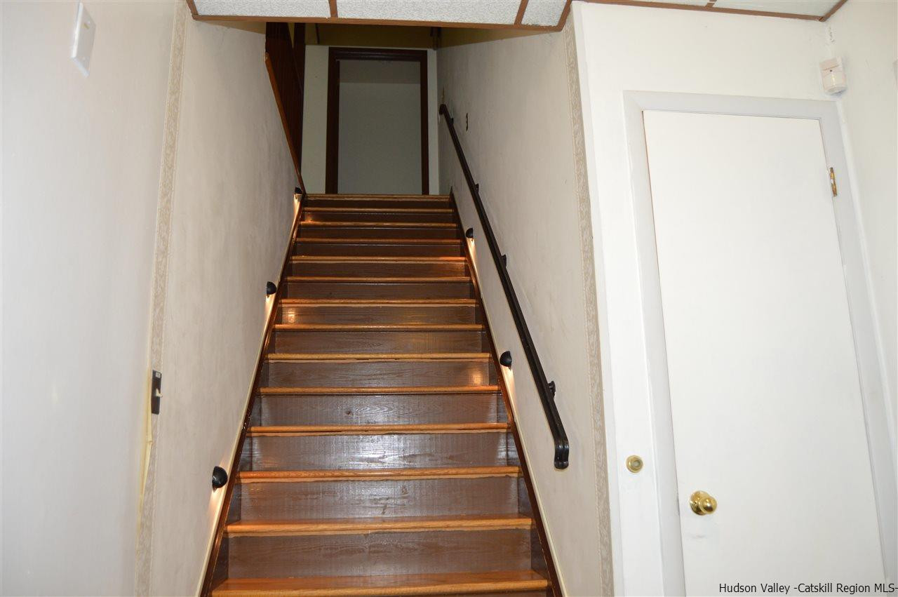 8 Skytop Drive Kingston, NY 12401 - Photo 10 of 23 a view of entryway