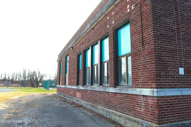 $199,000 | 26 Thatcher Street, Bethlehem, NY 12158