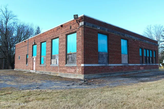 $199,000 | 26 Thatcher Street, Bethlehem, NY 12158