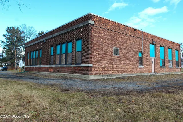 $199,000 | 26 Thatcher Street, Bethlehem, NY 12158