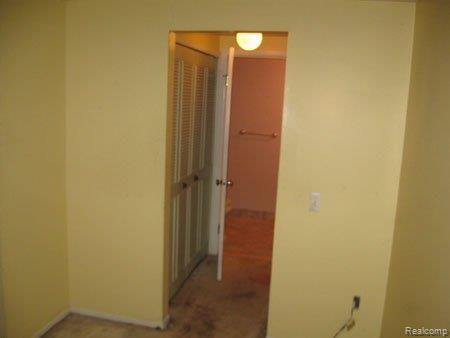 1036 Willow Grove Court Rochester, MI 48307 - Photo 17 of 22 IMG_9625.jpg
