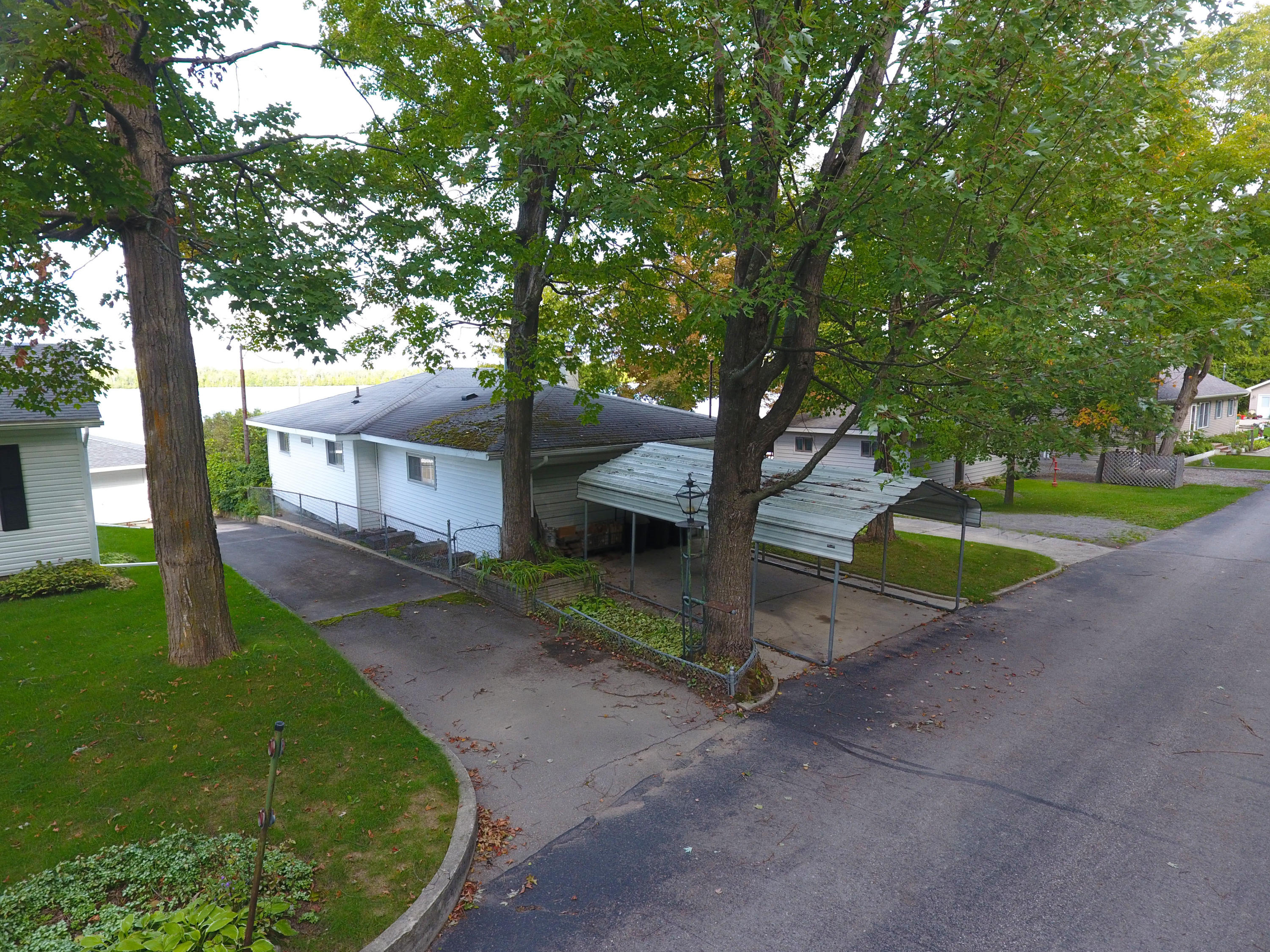 9239 Blue Horizon Road Presque Isle, MI 49777 - Photo 20 of 21 Gallery Image 20