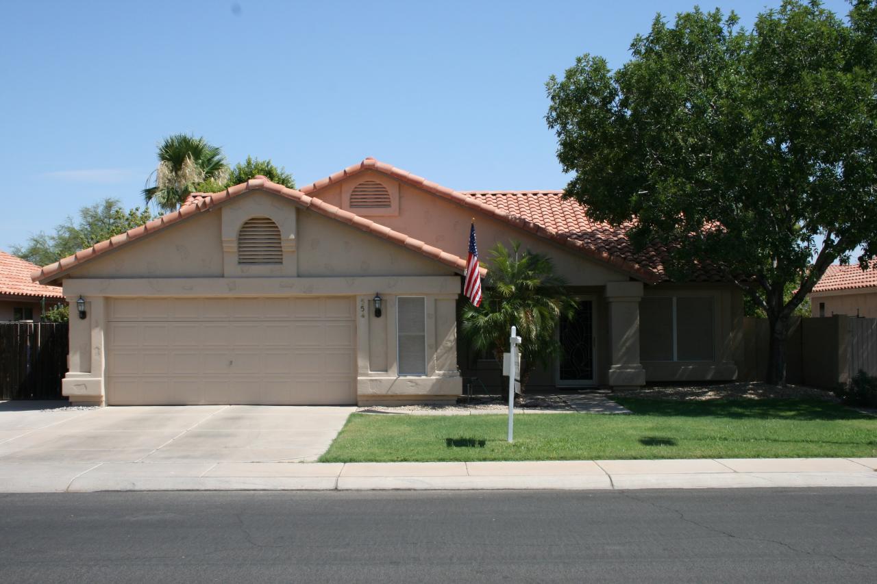 554 West Tumbleweed Road Gilbert, AZ 85233 - Photo 1 of 8 Exterior