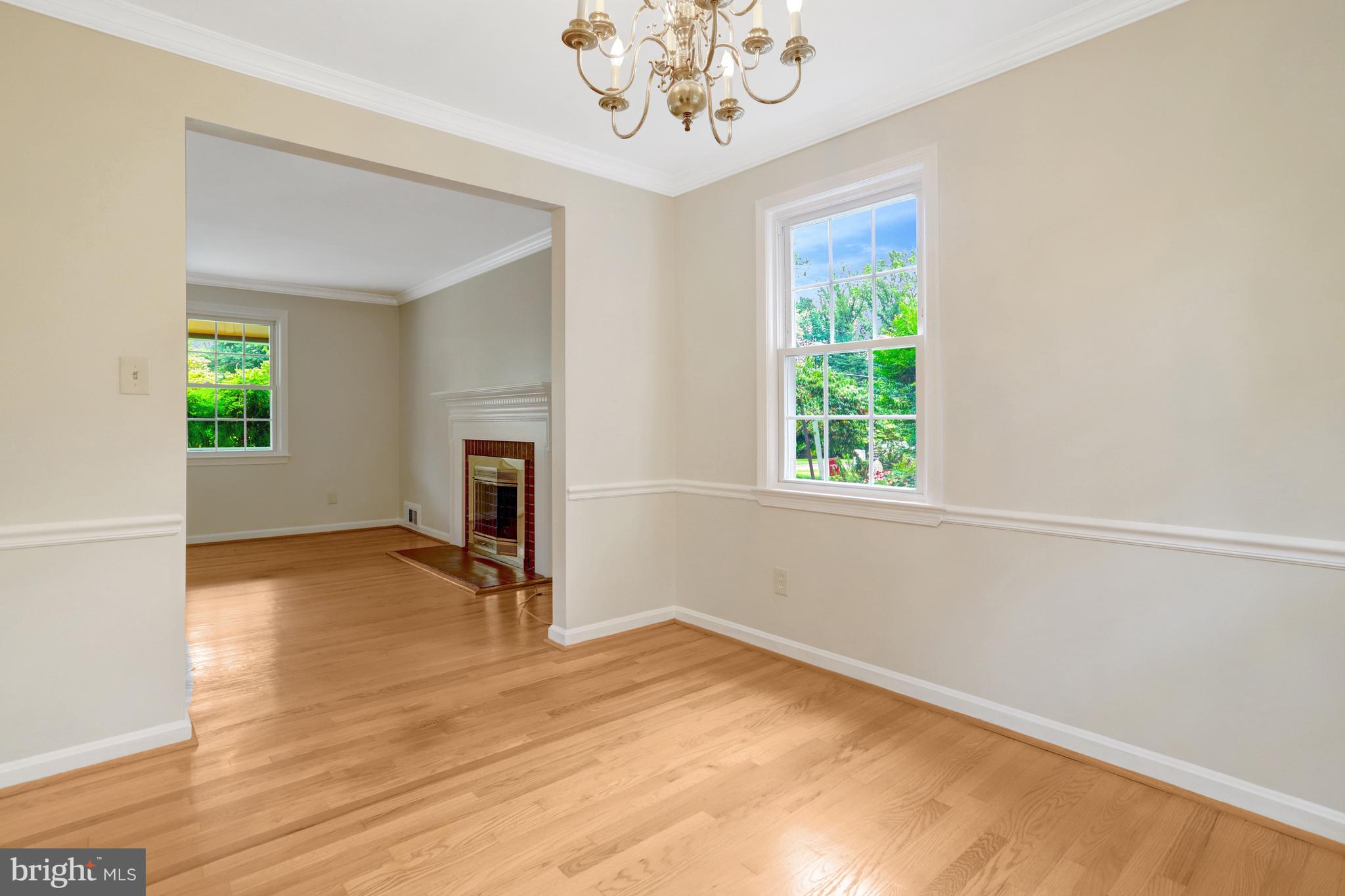7623 Mendota Place Springfield, VA 22150 - Photo 10 of 67 DINING ROOM