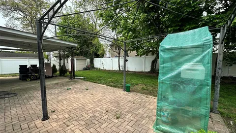 $629,000 | 42 Kenwood Avenue, Massapequa, NY 11758