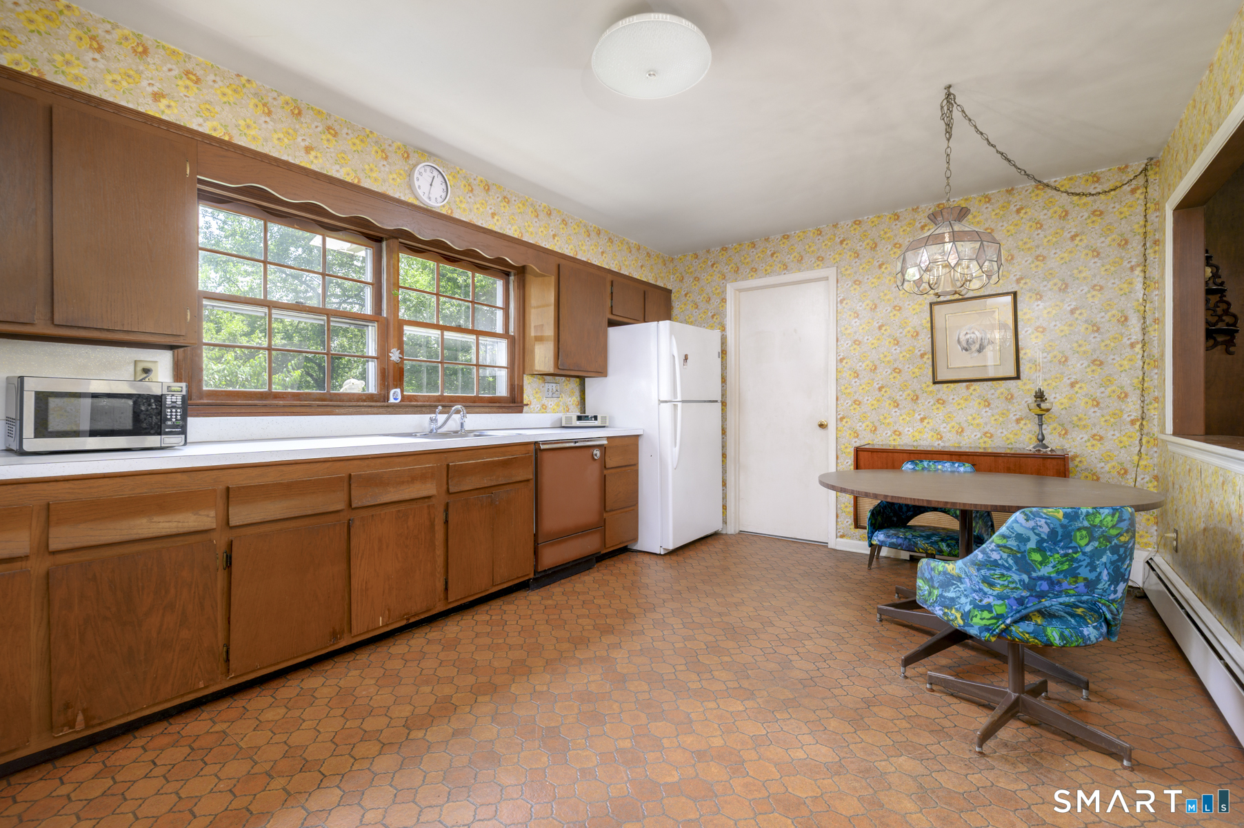 101 East Cross Road Stamford, CT 06907 - Photo 15 of 33