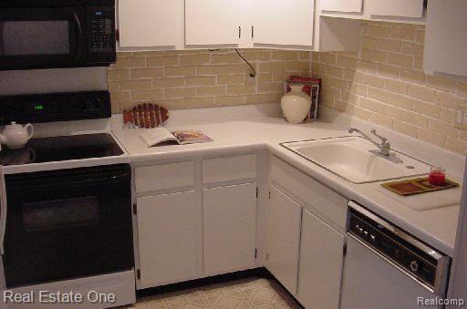 4917 Crooks Road, Unit J3 Royal Oak, MI 48073 - Photo 10 of 17 Kitchen