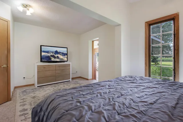 $319,900 | 2386 10 1/4 Avenue, Chetek, WI 54728