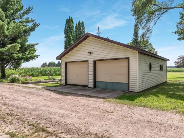 $319,900 | 2386 10 1/4 Avenue, Chetek, WI 54728