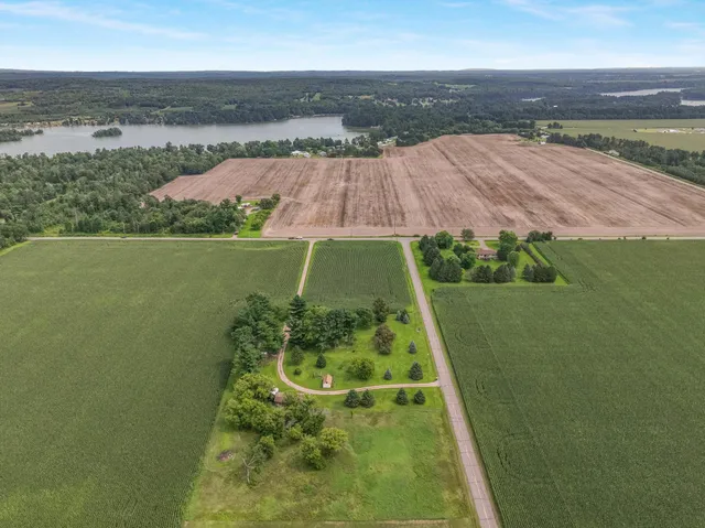 $319,900 | 2386 10 1/4 Avenue, Chetek, WI 54728