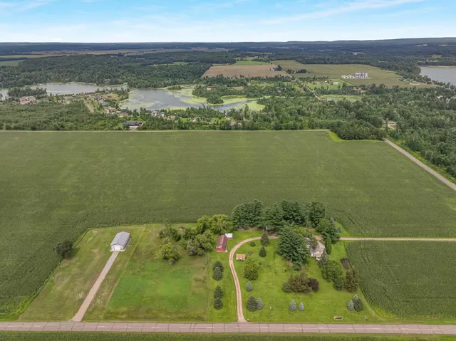 $319,900 | 2386 10 1/4 Avenue, Chetek, WI 54728
