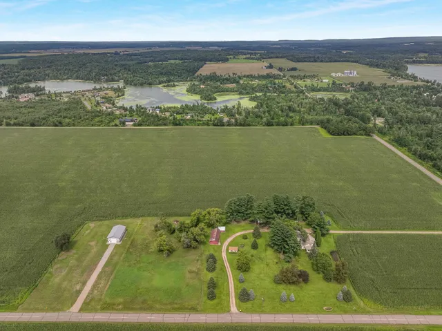 $319,900 | 2386 10 1/4 Avenue, Chetek, WI 54728