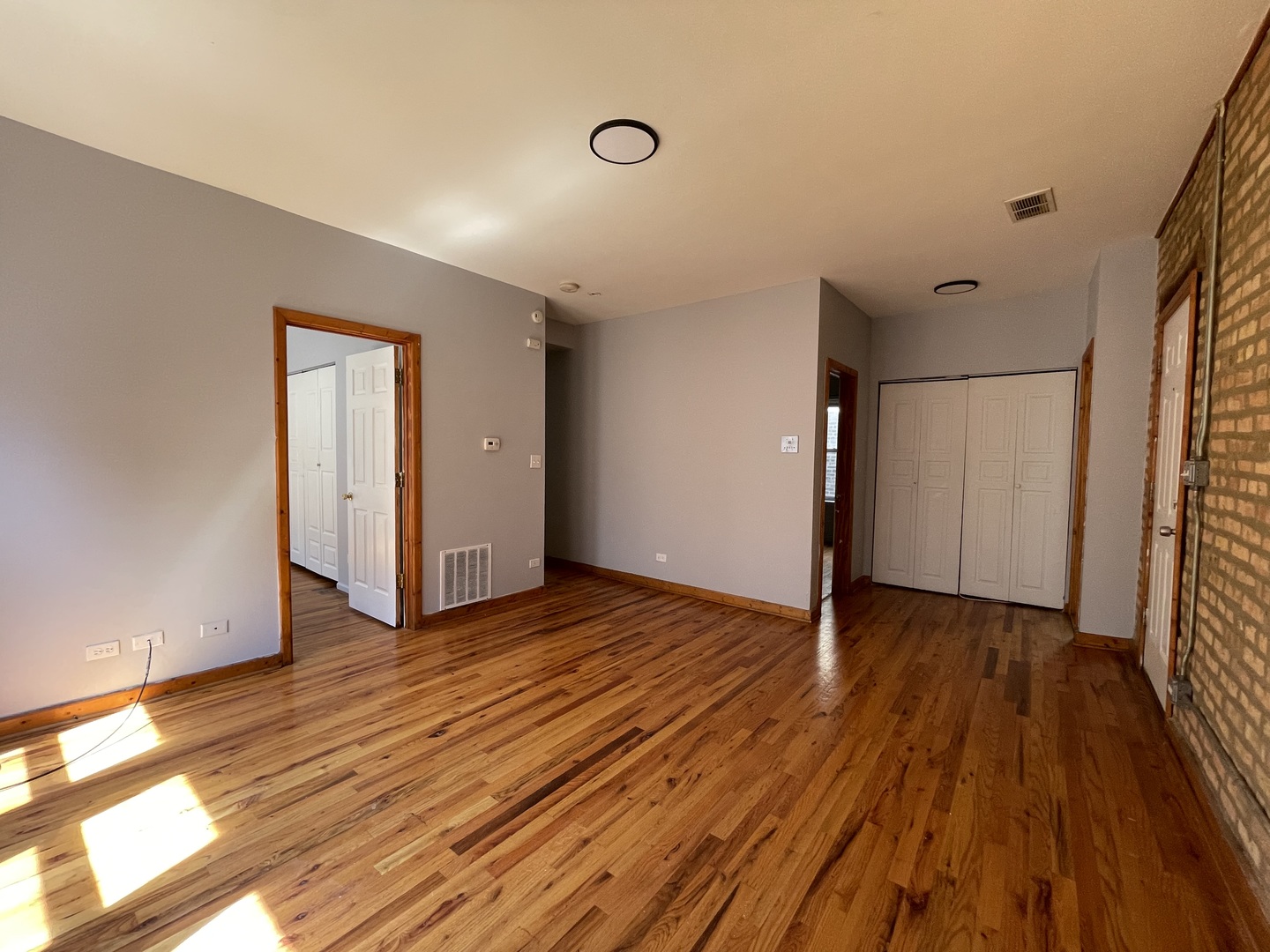 1160 North Harding Avenue, Unit 2 Chicago, IL 60651 - Photo 3 of 10