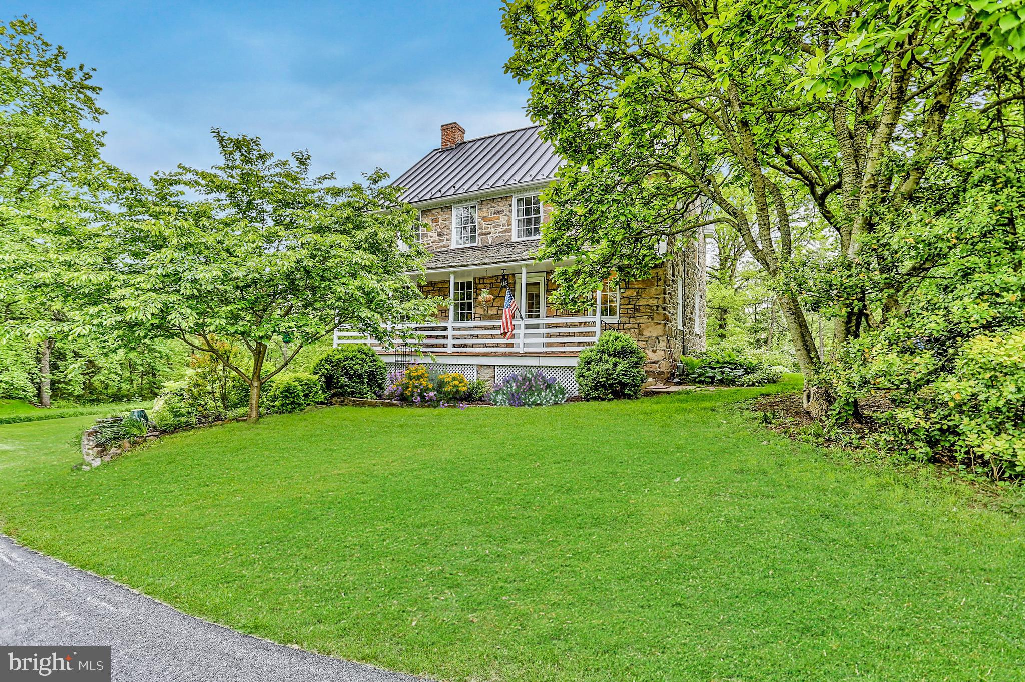 2051 Log Cabin Road York, PA 17408 - Photo 1 of 36