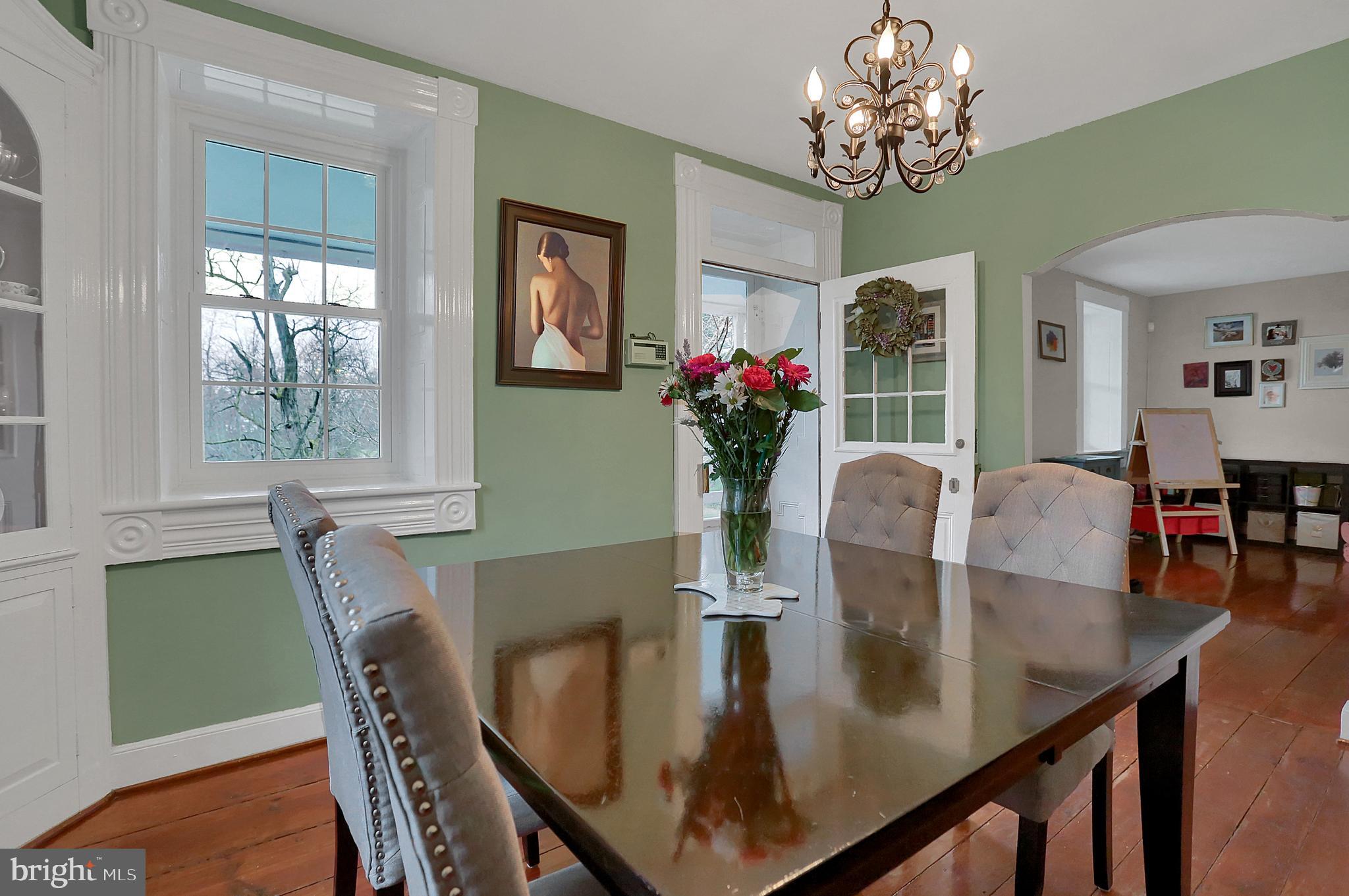 2051 Log Cabin Road York, PA 17408 - Photo 13 of 36