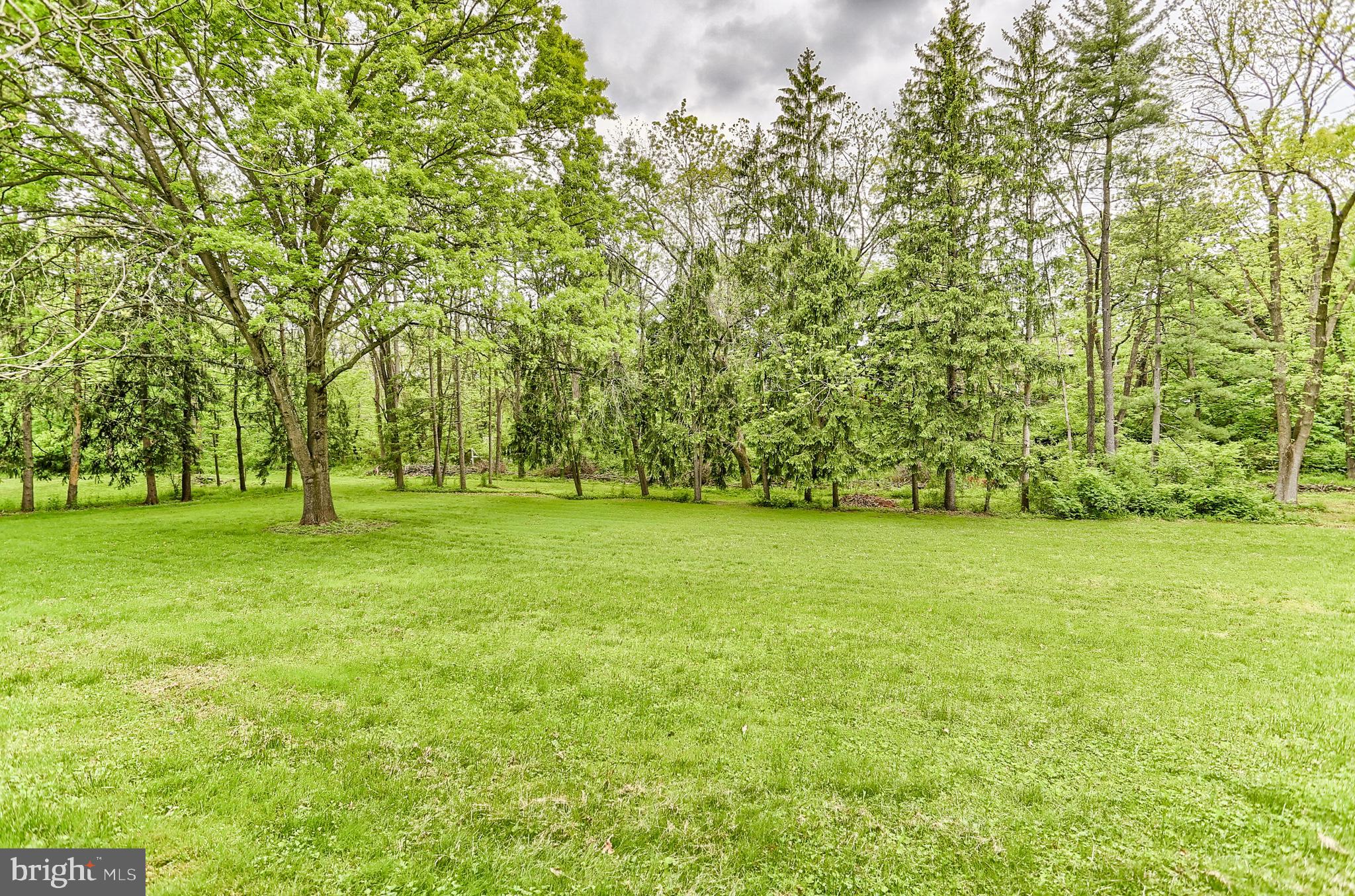2051 Log Cabin Road York, PA 17408 - Photo 34 of 36