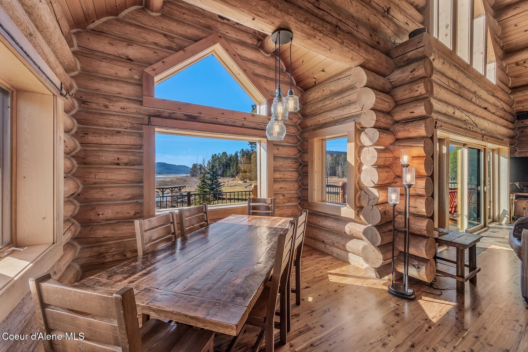 296 Camp Peine Road Sagle, ID 83860 - Photo 14 of 74 Dining Room