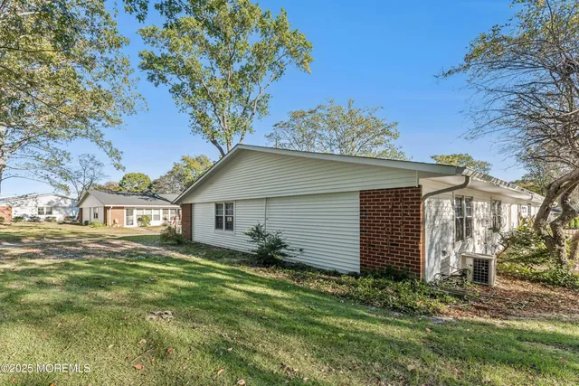 front view of house with a yard