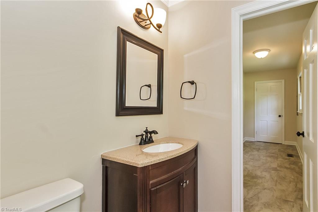 2278 Huffman Mill Road Burlington, NC 27215 - Photo 7 of 24 Gallery Image 7