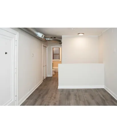 $3,895 | 1251 West Henderson Street, Unit 1, Chicago, IL 60657