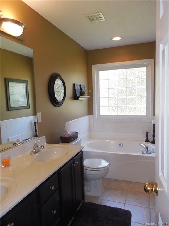 1918 Bonners Circle Conover, NC 28613 - Photo 12 of 23 Gallery Image 12