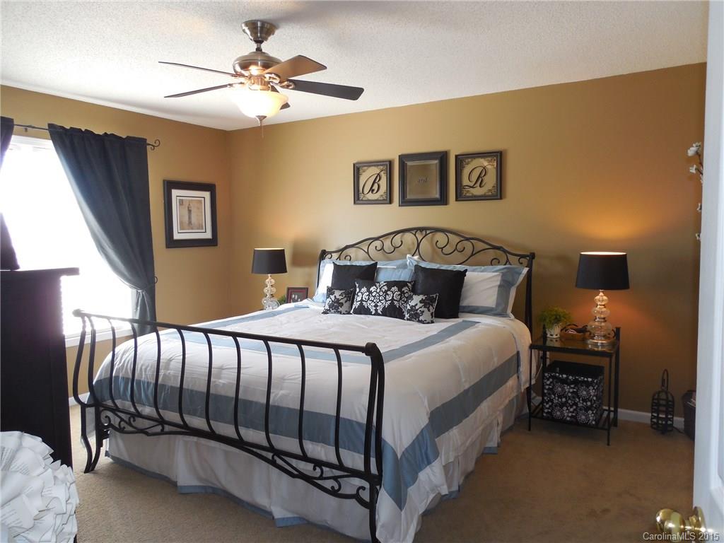 1918 Bonners Circle Conover, NC 28613 - Photo 9 of 23 Gallery Image 9