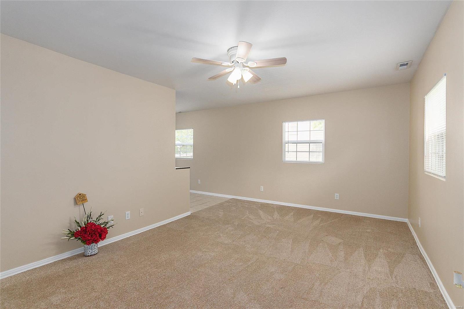 9417 Ridge Avenue St. Louis, MO 63114 - Photo 7 of 26
