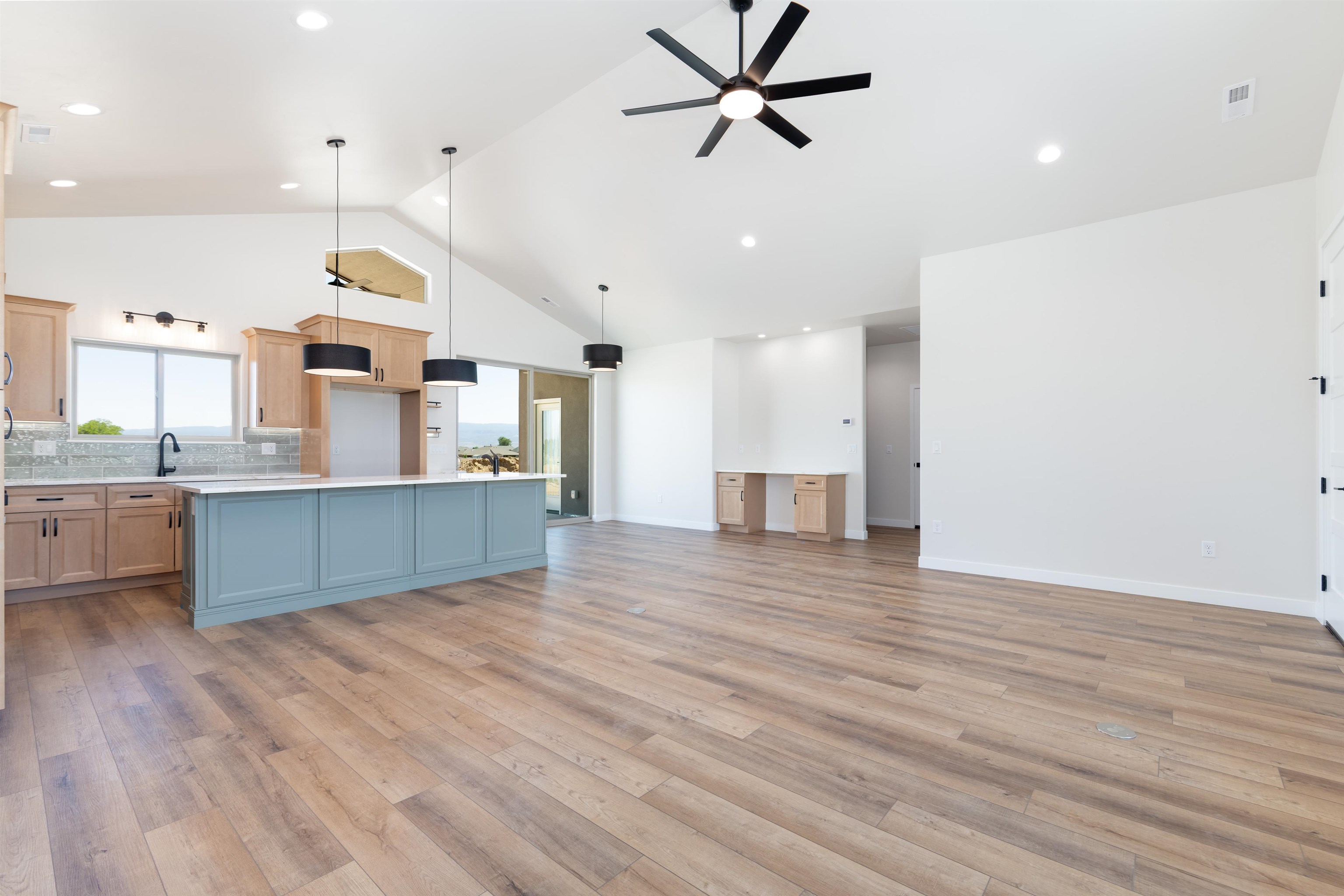 2963 Apollo Drive Grand Junction, CO 81504 - Photo 14 of 35