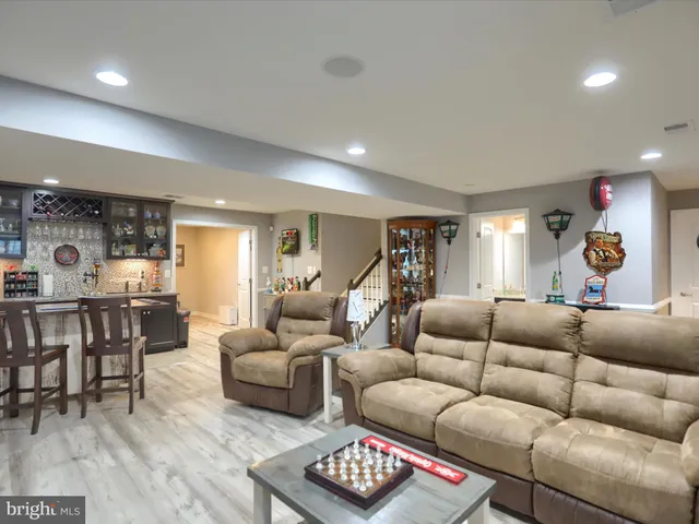 $599,999 | 3930 Seattle Slew Drive, Harrisburg, PA 17112