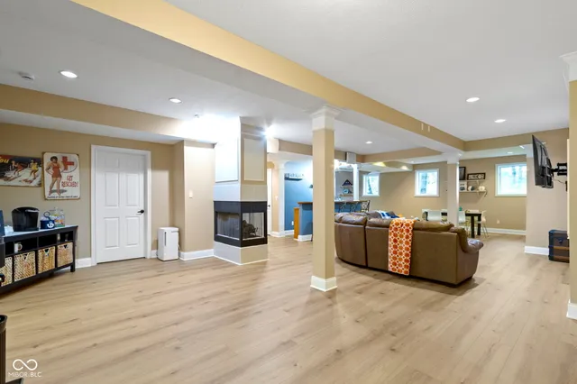 $833,000 | 12214 Ridgeside Road, Indianapolis, IN 46256