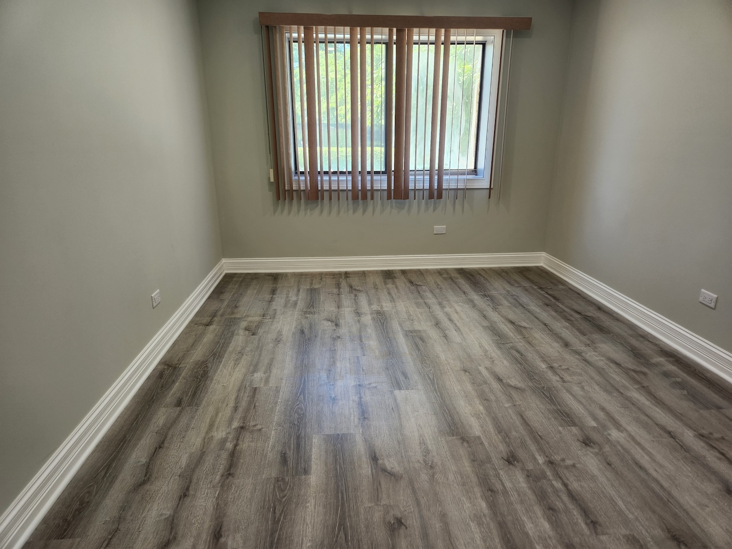 9242 Gross Point Road, Unit 107 Skokie, IL 60077 - Photo 9 of 9