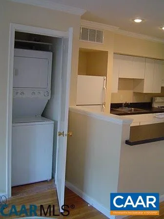 $1,625 | 2422 Barracks Place, Unit 3, Charlottesville, VA 22901