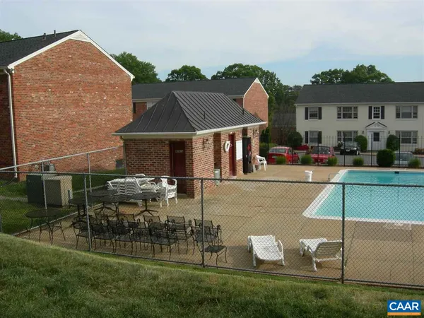 $1,625 | 2422 Barracks Place, Unit 3, Charlottesville, VA 22901
