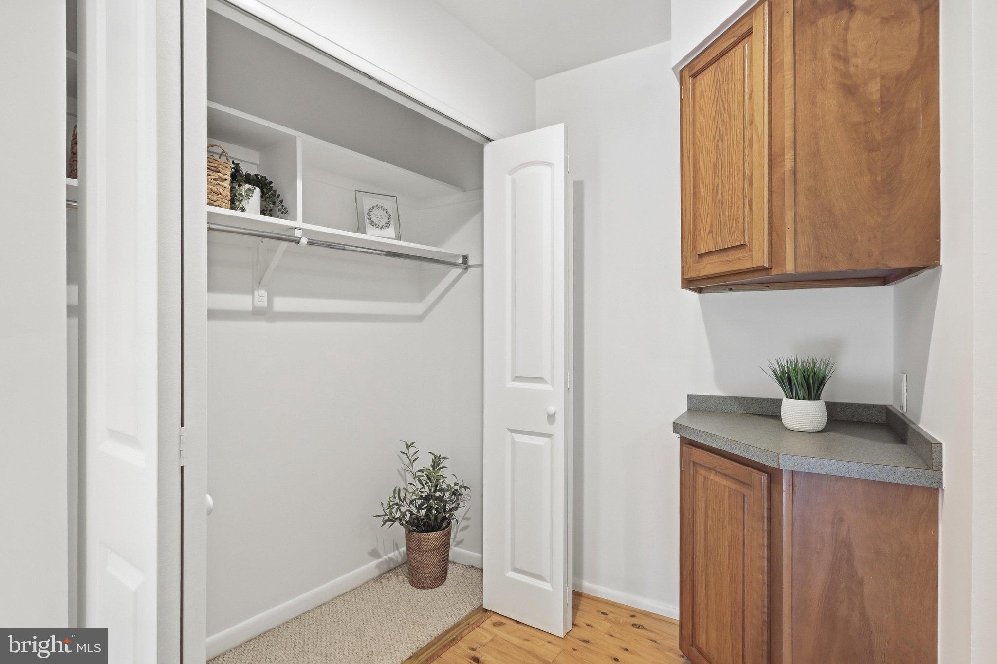 5802 Royal Ridge Drive, Unit I Springfield, VA 22152 - Photo 8 of 20 Gallery Image 8