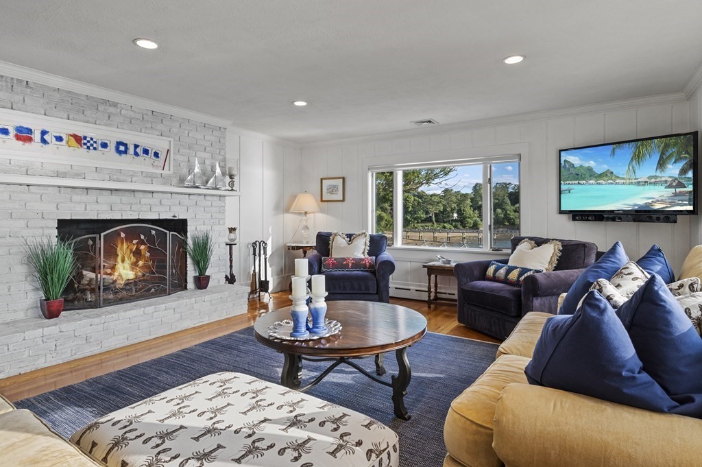 17 Kenneth Road Marblehead, MA 01945 - Photo 13 of 41