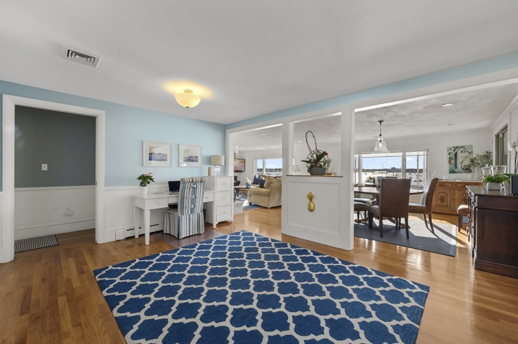 17 Kenneth Road Marblehead, MA 01945 - Photo 16 of 41