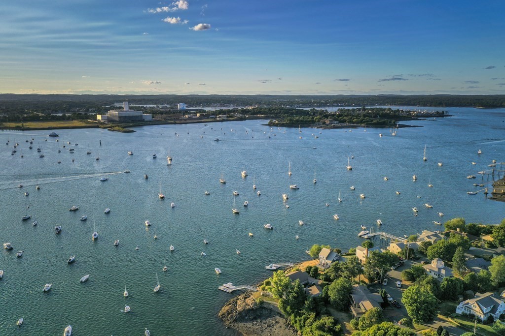 17 Kenneth Road Marblehead, MA 01945 - Photo 7 of 41