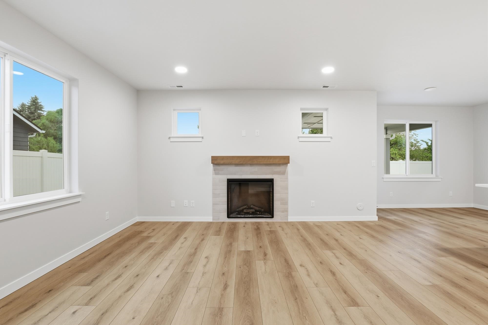 417 North Viewmont Road Greenacres, WA 99016 - Photo 3 of 15