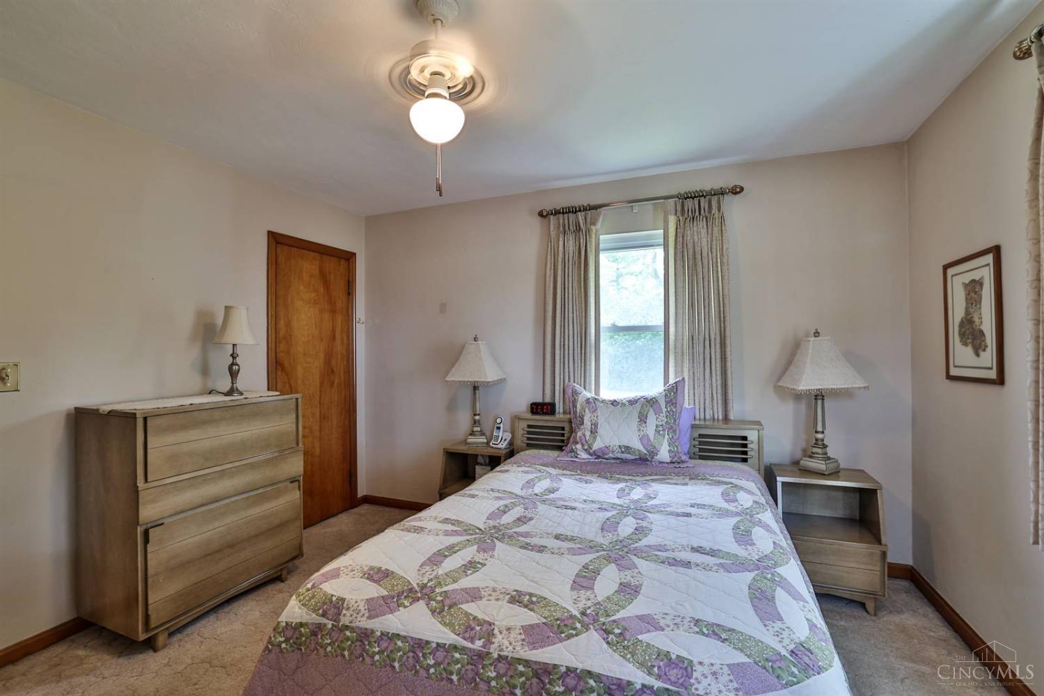 3093 Springdale Road Cincinnati, OH 45251 - Photo 15 of 38 Gallery Image 15