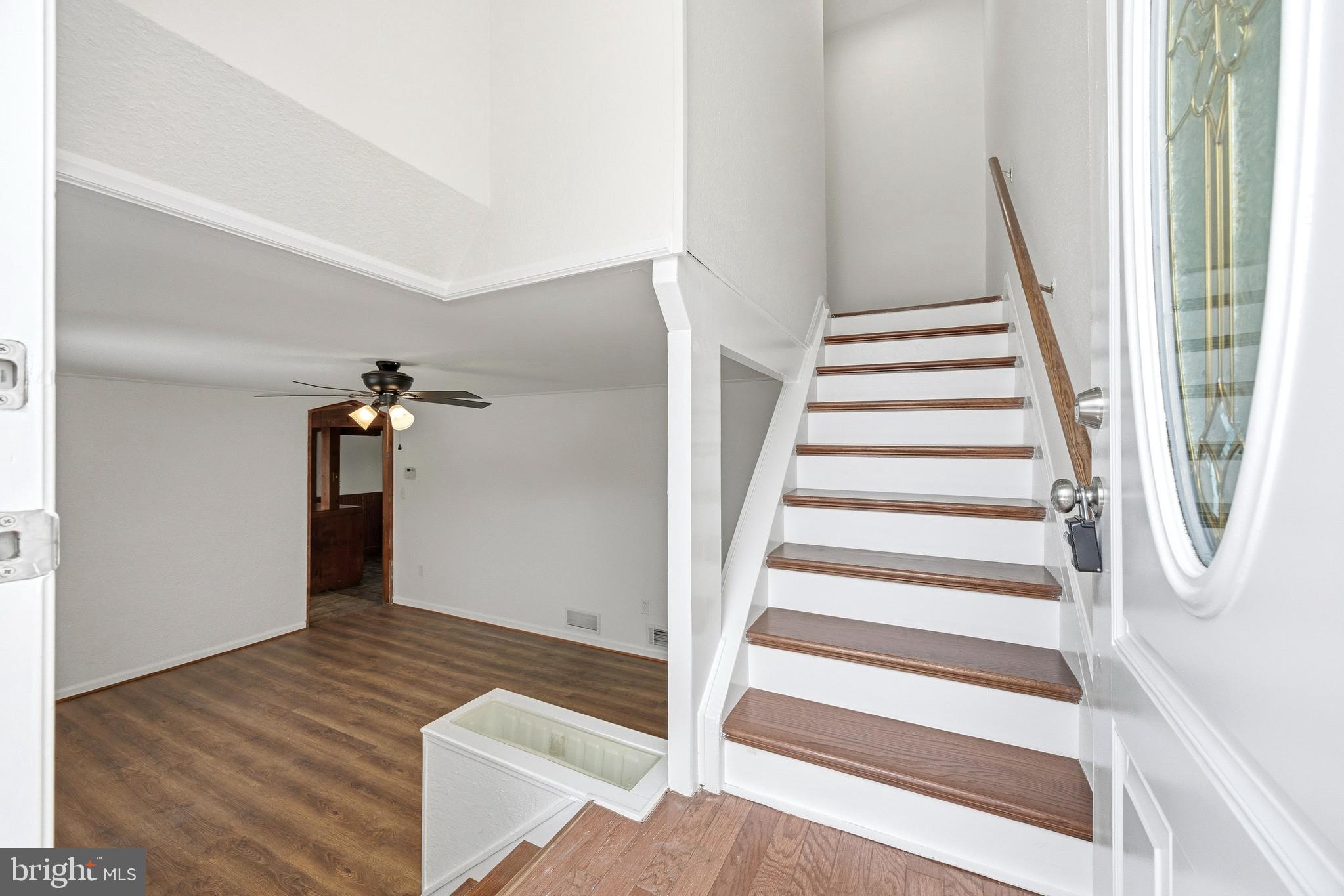 652 Chapelview Drive Odenton, MD 21113 - Photo 5 of 50