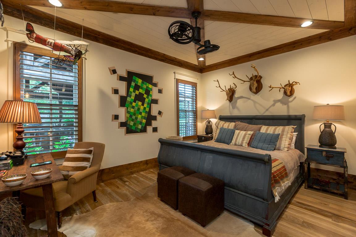 222 Poydras Street Franklin, TN 37069 - Photo 20 of 30 a living room with furniture and a window