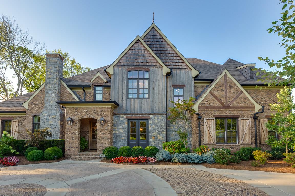 222 Poydras Street Franklin, TN 37069 - Photo 4 of 30 front view of a house with a yard