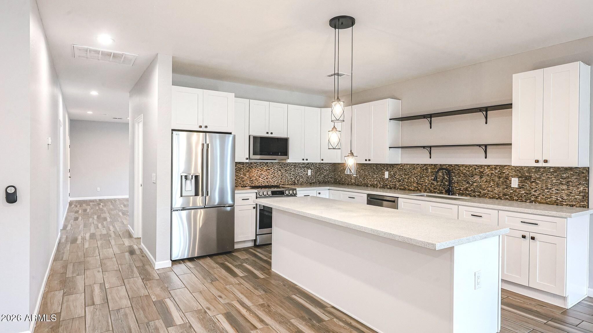 913 East Fremont Road, Unit 1 Phoenix, AZ 85042 - Photo 15 of 58 image