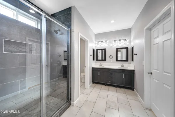 $549,900 | 913 East Fremont Road, Unit 1, Phoenix, AZ 85042