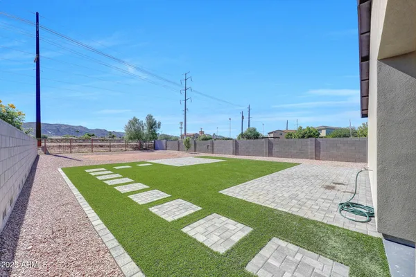 $549,900 | 913 East Fremont Road, Unit 1, Phoenix, AZ 85042