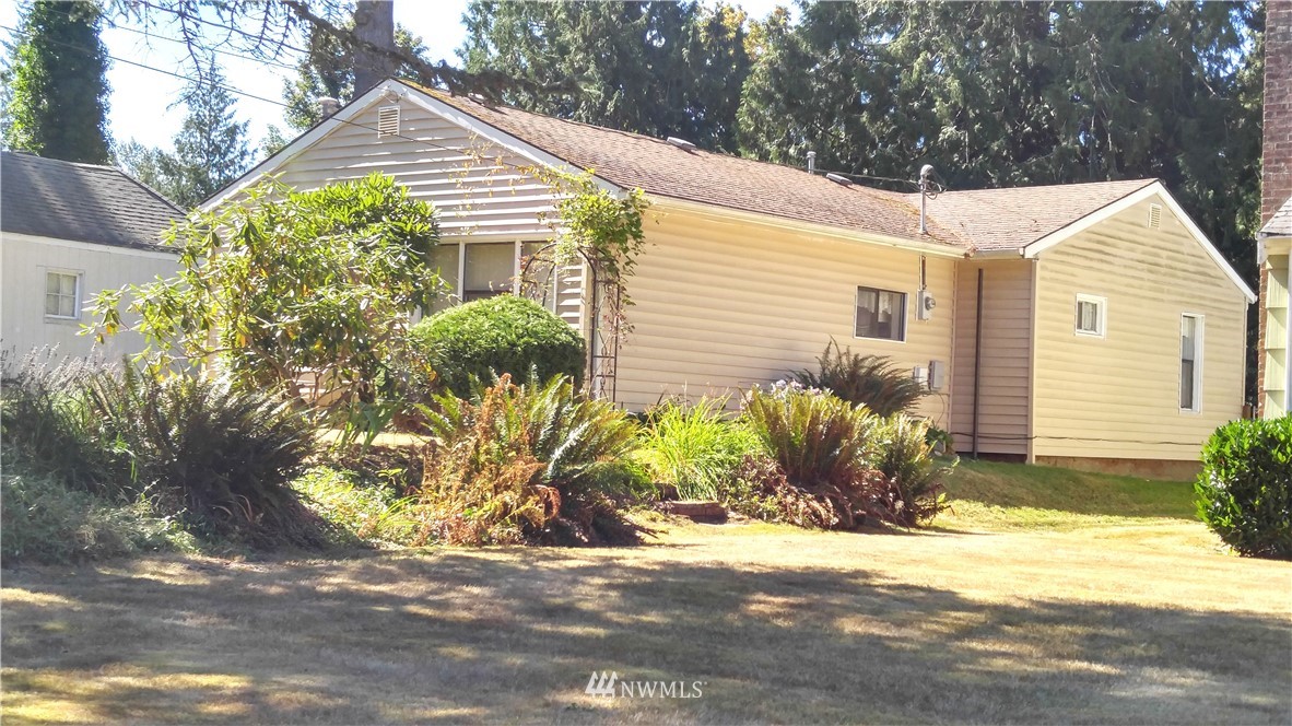 2337 Yew Street Road Bellingham, WA 98229 - Photo 1 of 13 Gallery Image 1