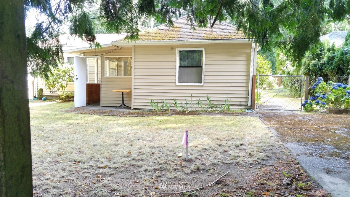2337 Yew Street Road Bellingham, WA 98229 - Photo 11 of 13 Gallery Image 11