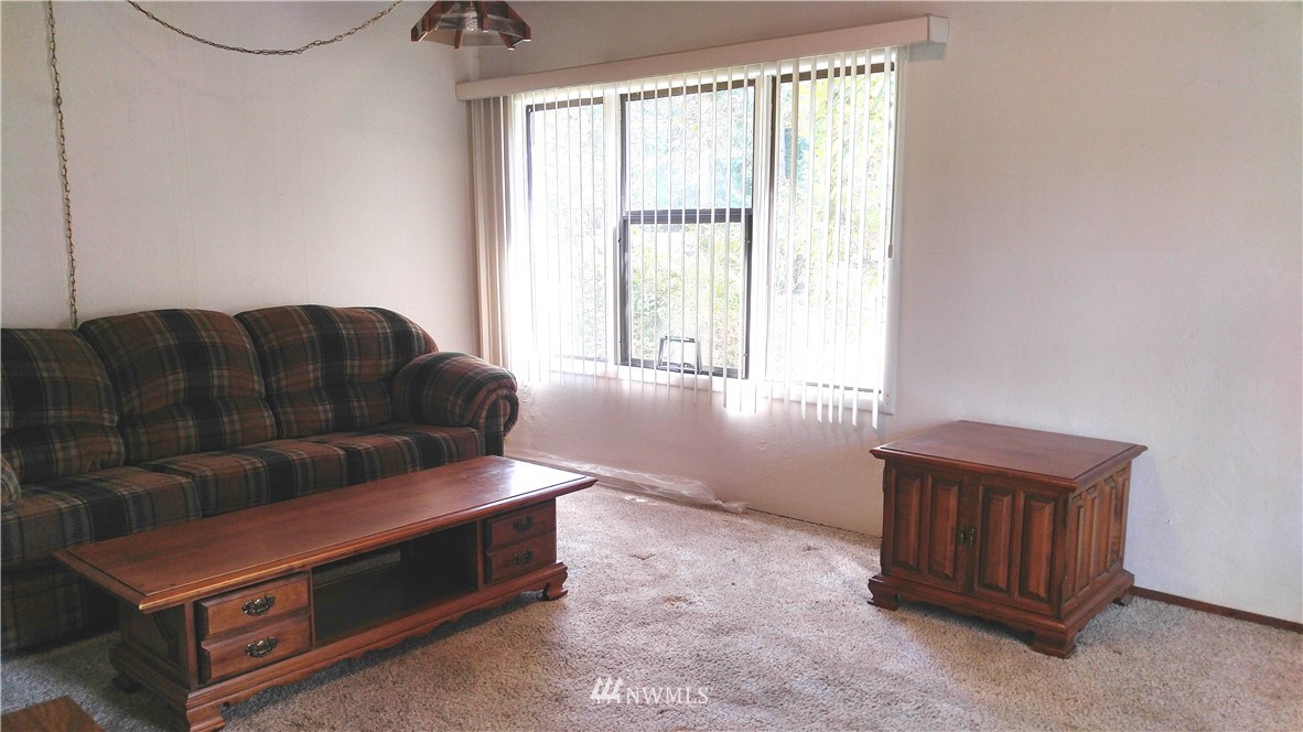 2337 Yew Street Road Bellingham, WA 98229 - Photo 7 of 13 Gallery Image 7